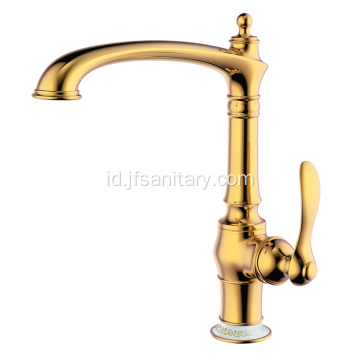 Kualitas faucet kitchen sink kuningan panas dan dingin